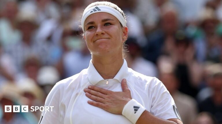 Wimbledon 2026 results: Karolina Muchova beats Coco Gauff in epic tie-break to reach final Karolina Muchova puts her hand over her heart to celebrate her Wimbledon semi-final victory over Coco Gauff